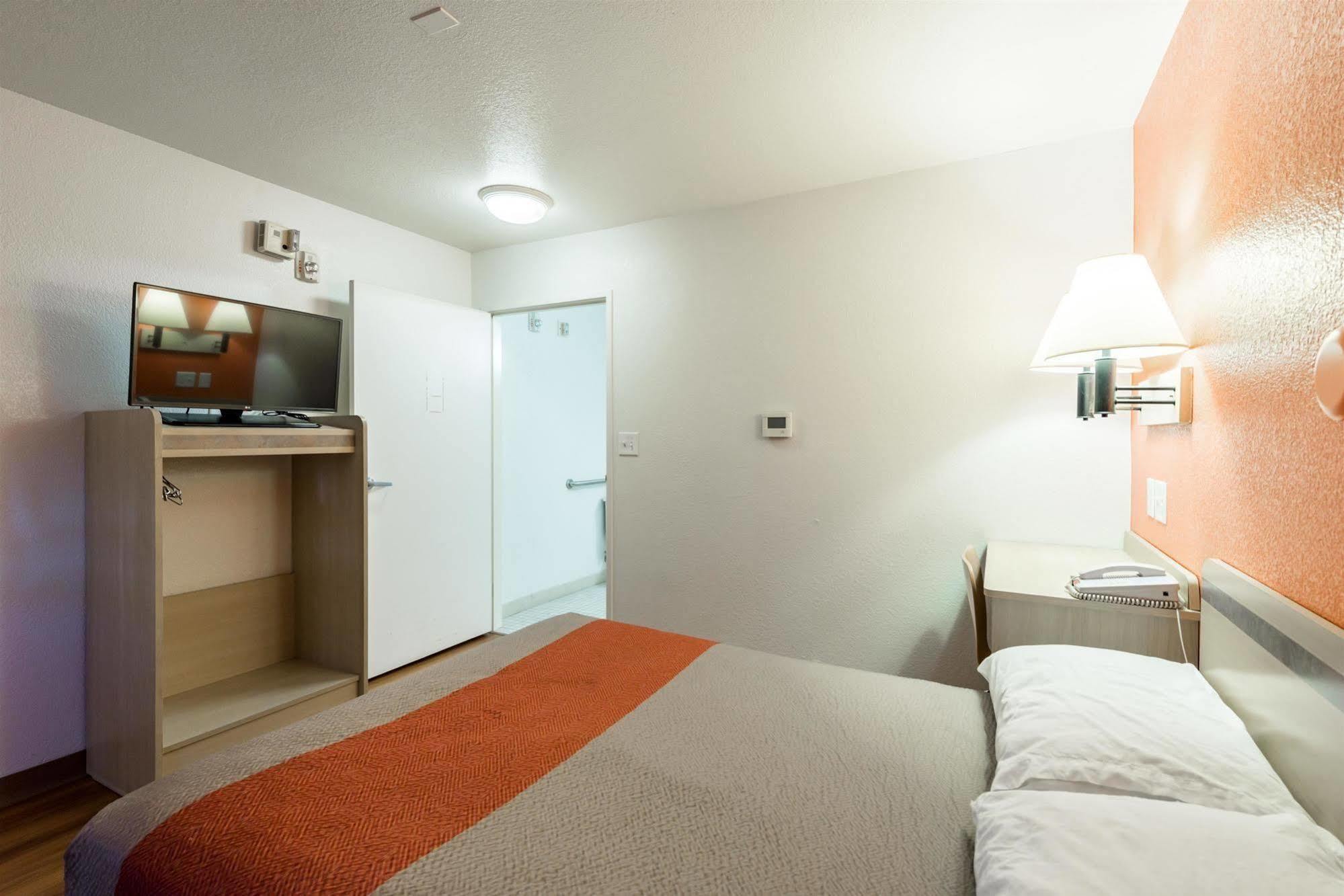 Motel 6-Reno, Nv - West Esterno foto